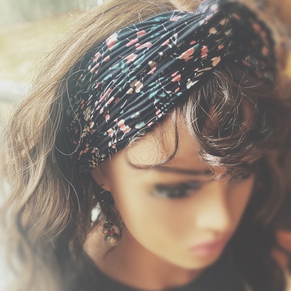 Artisan Made Accessories - Artisan Made Headband & Neck Wrap Tiny Floral
